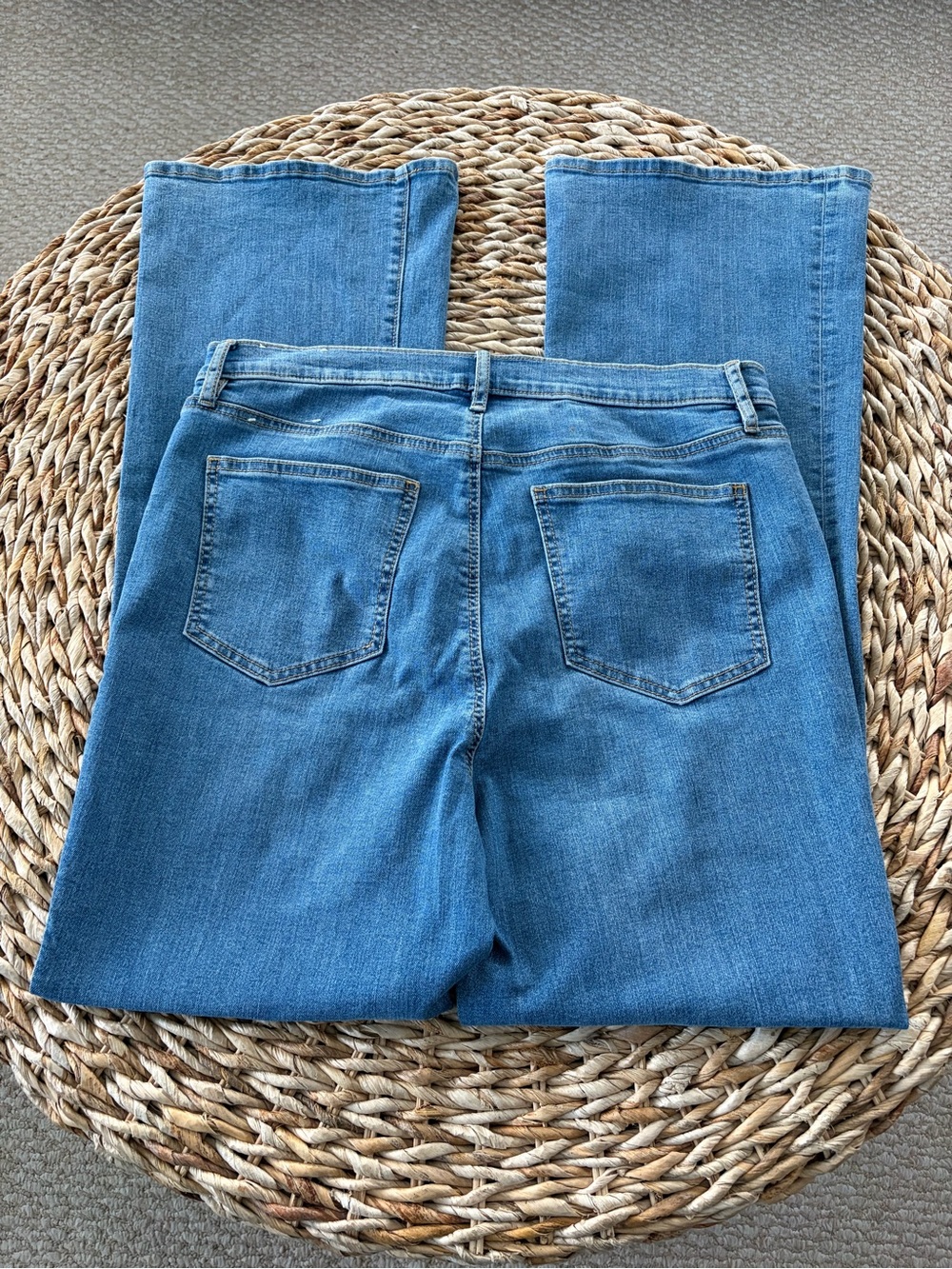 Ann Taylor Mid Rise Bootcut Jean - Picture 7 of 15